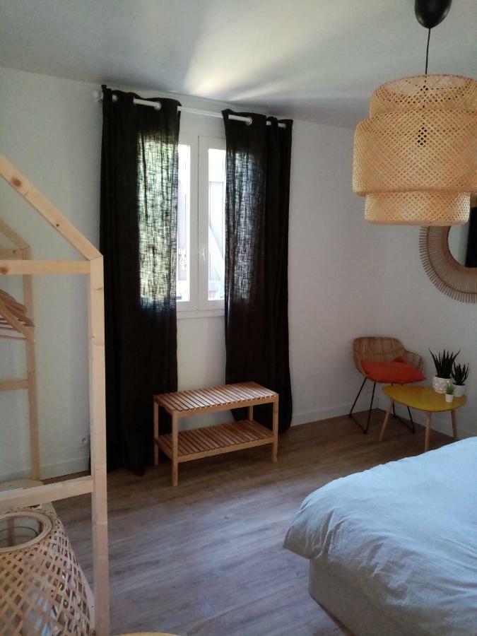 La Maison D A Cote Lacropte 外观 照片